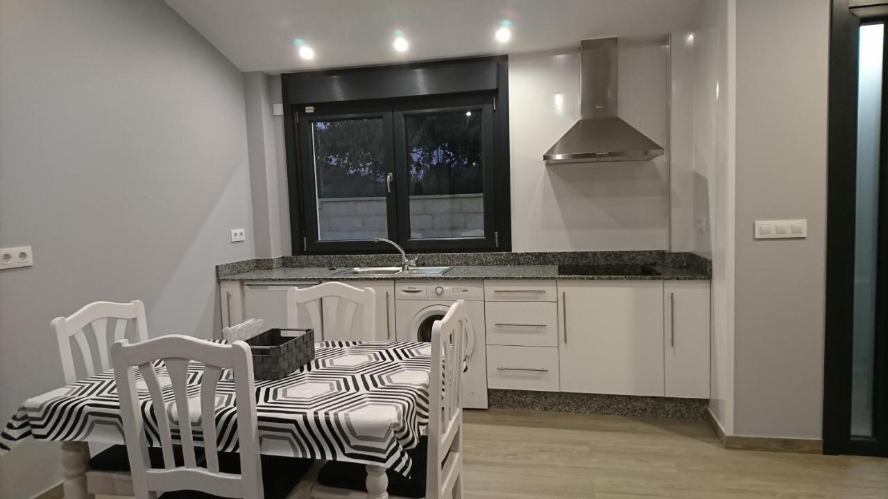 Carballos Altos-Apartamentos Turisticos Arzua Bagian luar foto